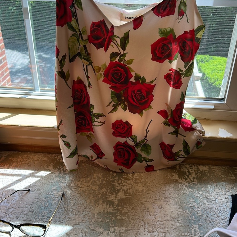 L'AGENCE Romantic Rose silk tank top - Picture 3 of 4